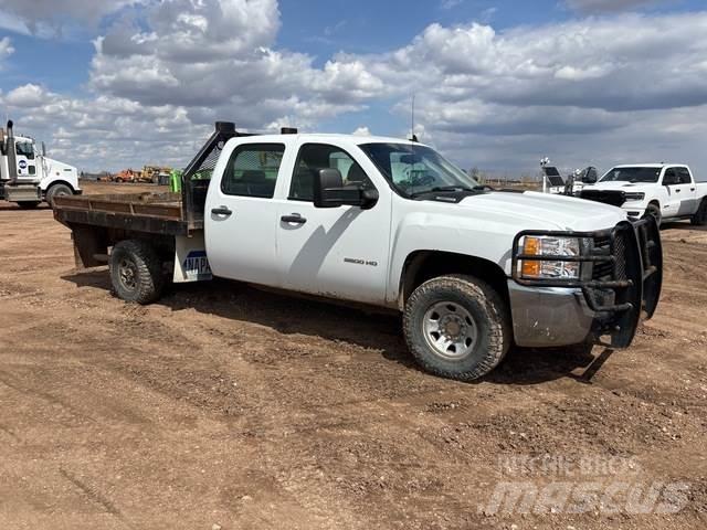 Chevrolet 3500 Flatbed Trucks
