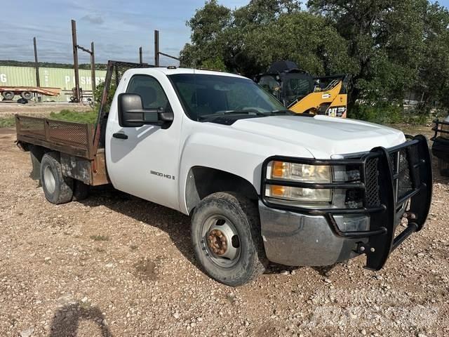 Chevrolet 3500 Flatbed Trucks