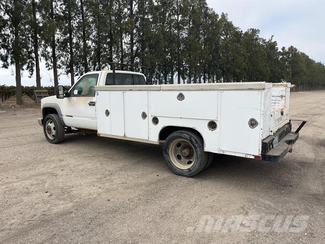 Chevrolet 3500 Pickup Trucks