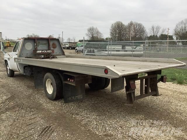 Chevrolet R30 Tow Trucks / Wreckers