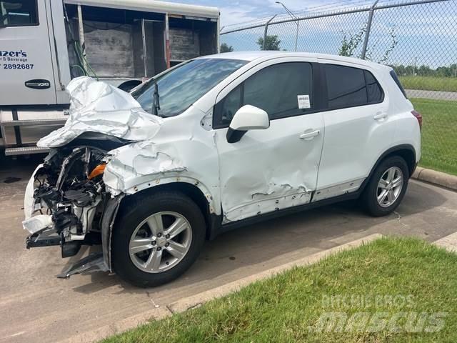 Chevrolet Trax Automobiles / SUVS