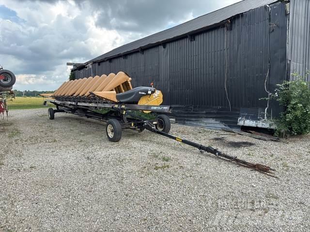 CLAAS 1230 Harvester Headers