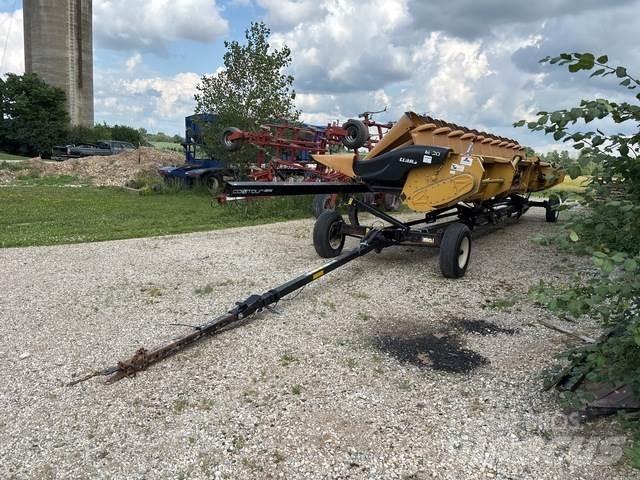CLAAS 1230 Harvester Headers