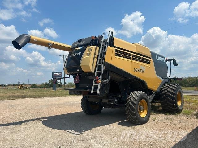 Claas 740 Combine Harvesters