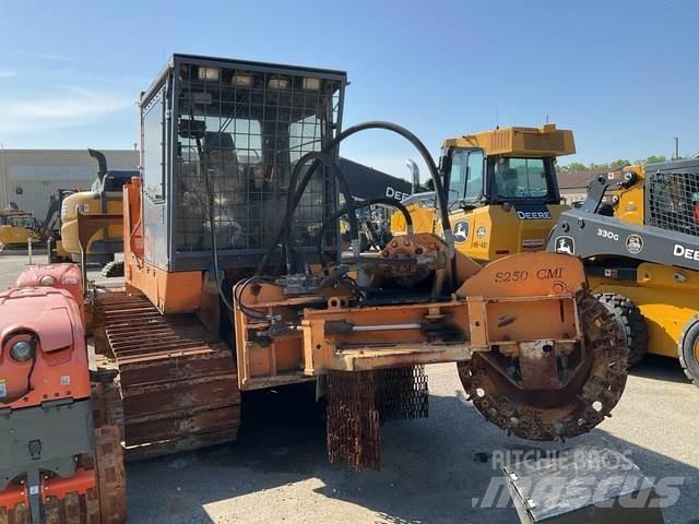 CMI 250 Forestry Mulchers