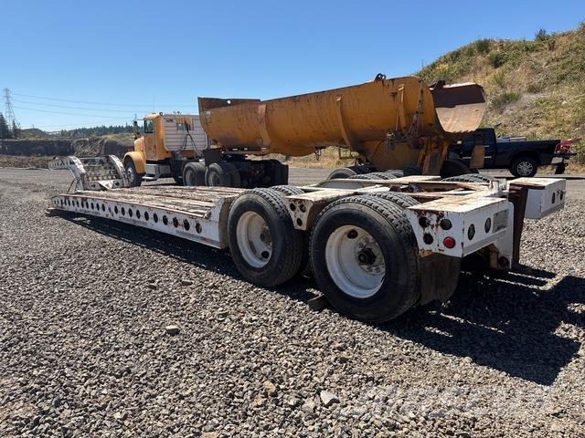 Cozad  Lowboy trailer
