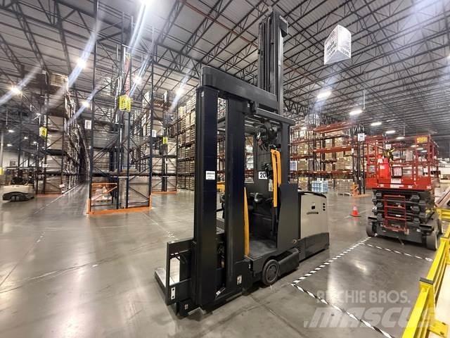 Crown TSP6500 Electric Forklifts
