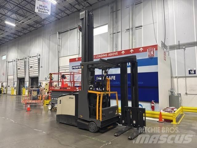 Crown TSP6500 Electric Forklifts