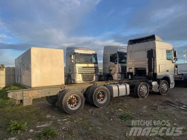 DAF XF105 Cab & Chassis Trucks