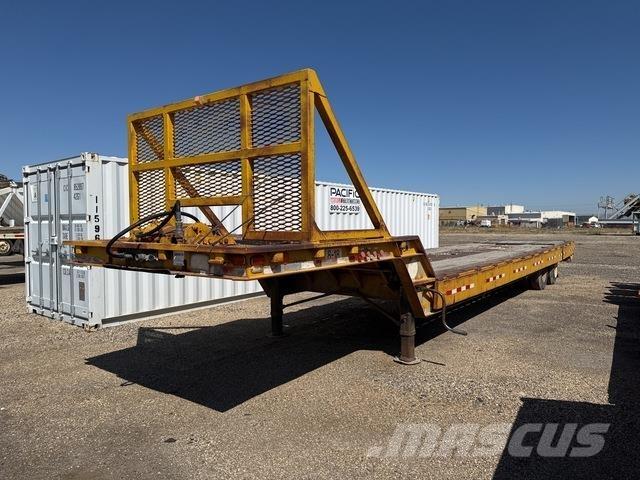 Dakota  Lowboy trailer