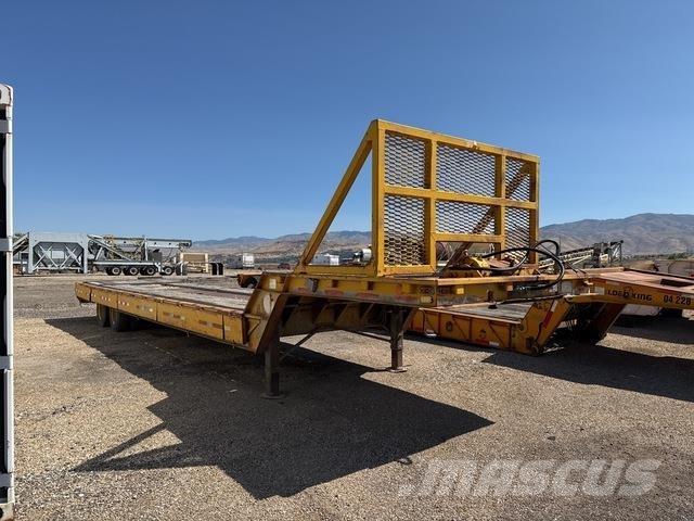 Dakota  Lowboy trailer