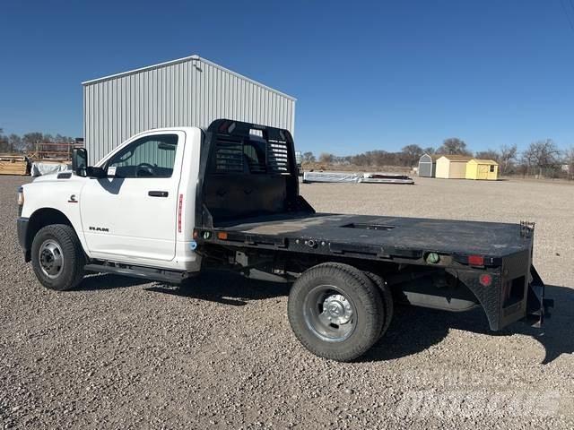Dodge 2500 Flatbed Trucks