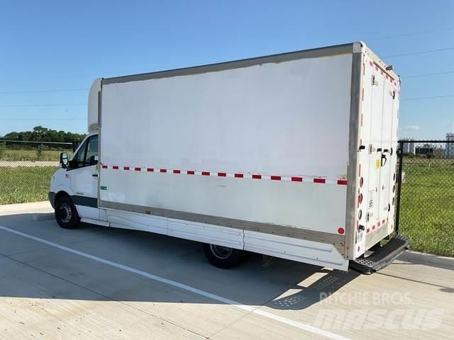 Dodge 3500 Box trucks