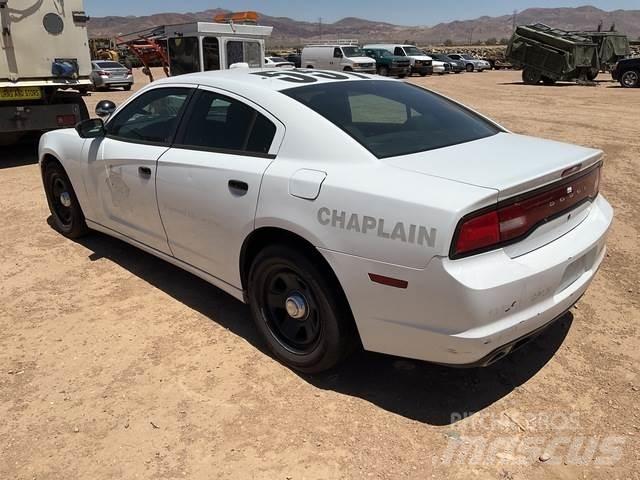 Dodge Charger Automobiles / SUVS