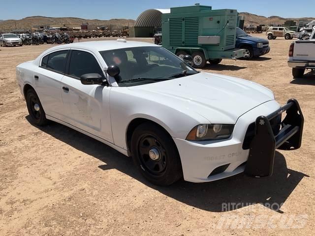 Dodge Charger Automobiles / SUVS