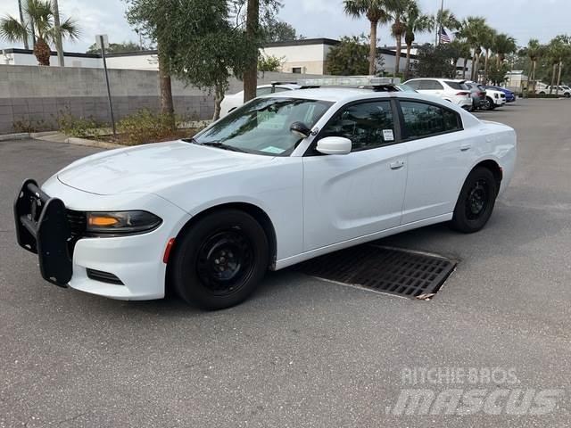 Dodge Charger Automobiles / SUVS