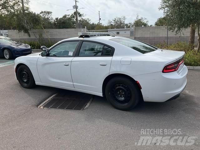 Dodge Charger Automobiles / SUVS