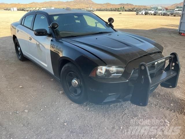 Dodge Charger Automobiles / SUVS
