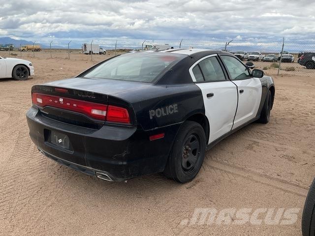Dodge Charger Automobiles / SUVS