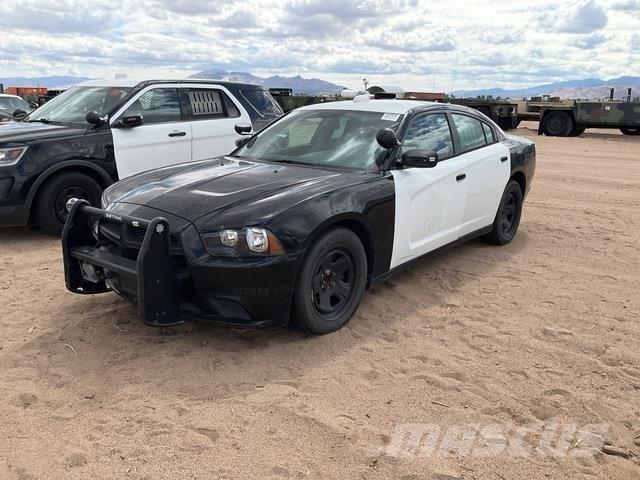 Dodge Charger Automobiles / SUVS