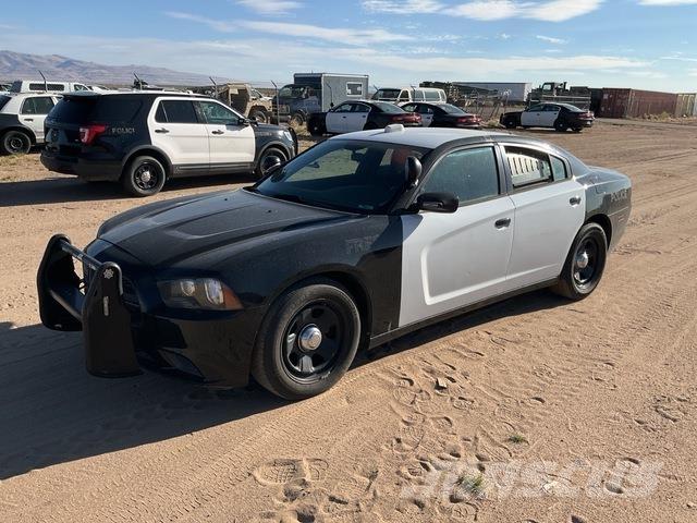 Dodge Charger Automobiles / SUVS