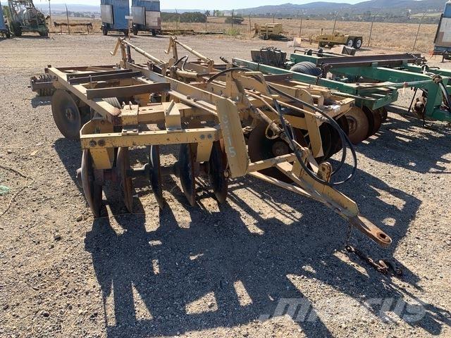  Domries Other tillage machines and accessories