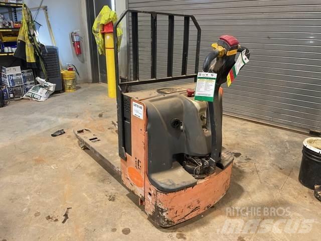 Doosan  Pallet Truck