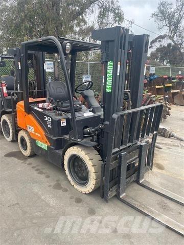 Doosan D30S7 Misc Forklifts