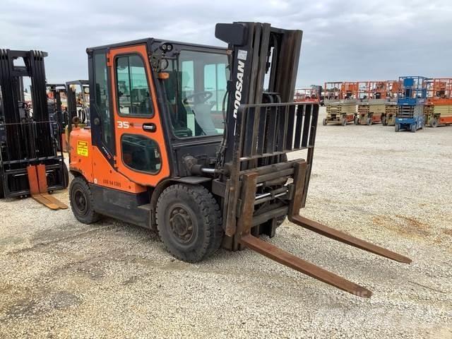 Doosan D35S-5 Other