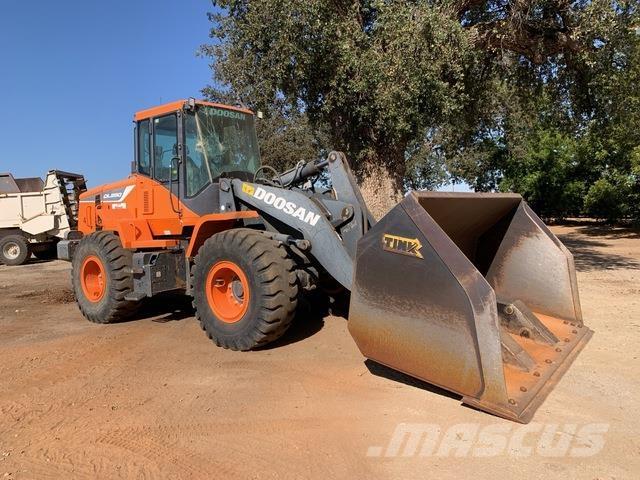Doosan DL250-5 Wheel Loaders