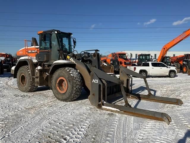 Doosan DL320-7 Wheel Loaders