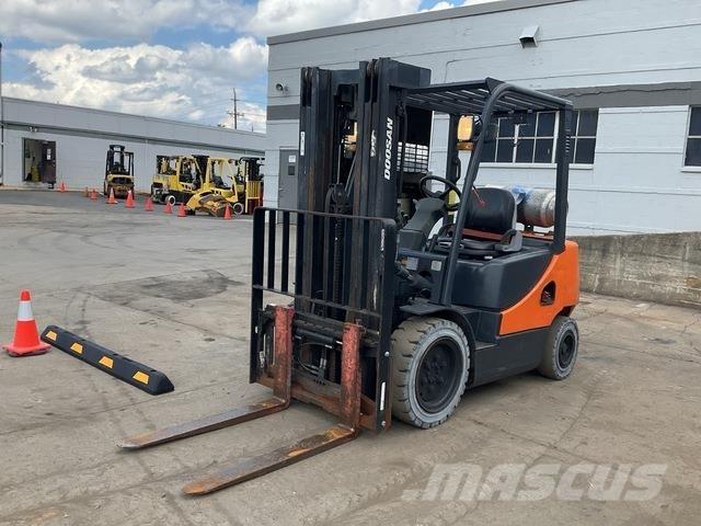 Doosan G30E-5 Other