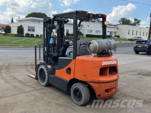 Doosan G30E-5 Other