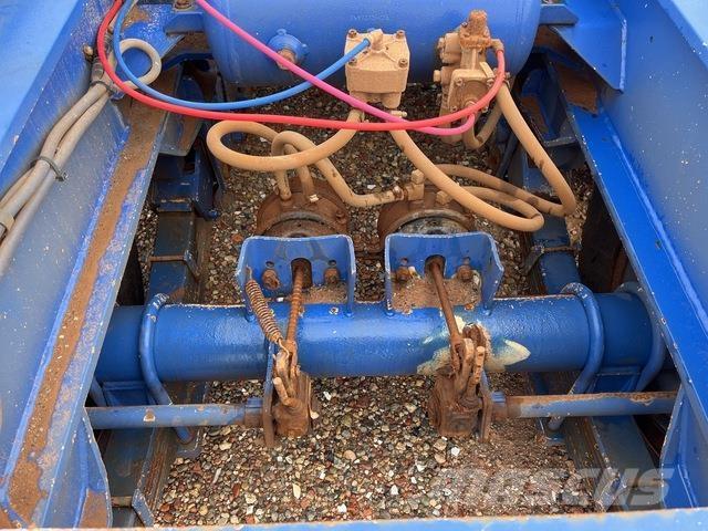  Duraquip Dump Trailers