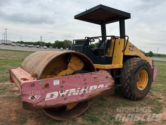 Dynapac CA252D Single drum rollers