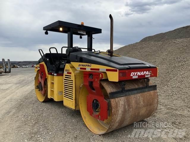 Dynapac CC422 Twin drum rollers
