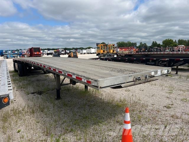 East Mfg  Flatbed Trailers