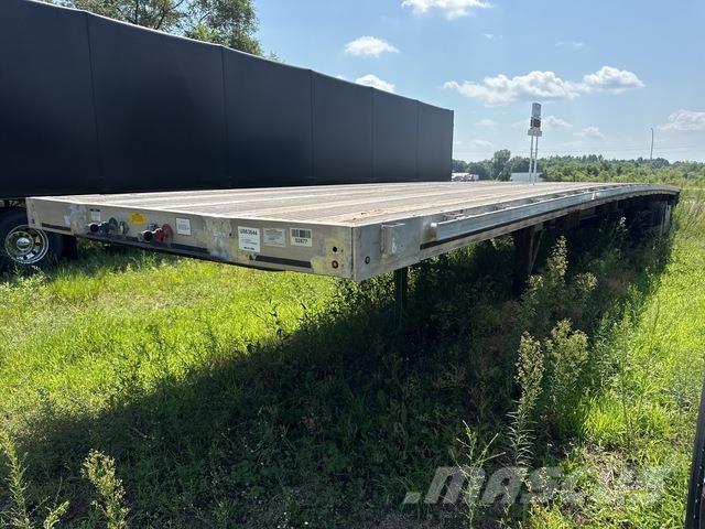 East Mfg  Flatbed Trailers