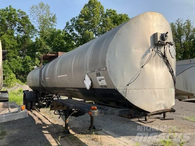 Etnyre  Tank Trailers