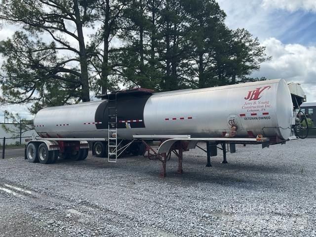 Etnyre TR6 Tank Trailers