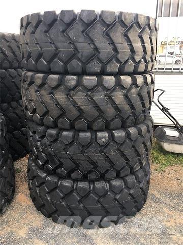  EXEQ Tires, wheels and rims