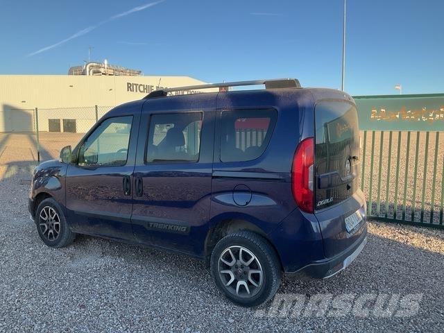 Fiat Doblo Automobiles / SUVS