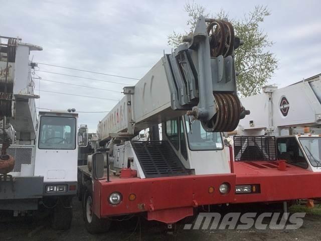 FMC HTC840 Crawler Cranes