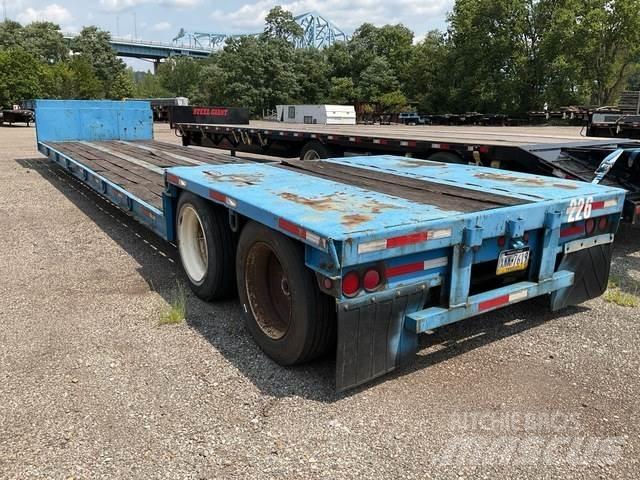 Fontaine  Lowboy trailer