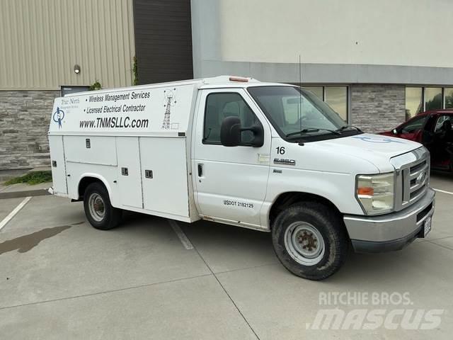 Ford  Box trucks