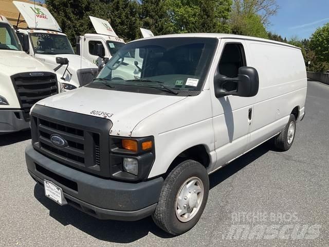 Ford E-150 Panel vans