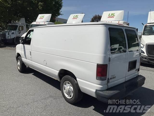Ford E-150 Panel vans