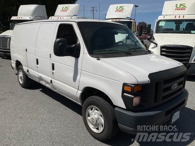 Ford E-150 Panel vans