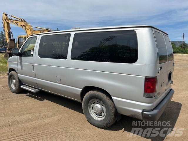 Ford E-150 Automobiles / SUVS