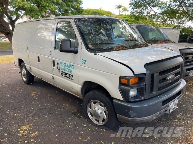 Ford E-150 Panel vans